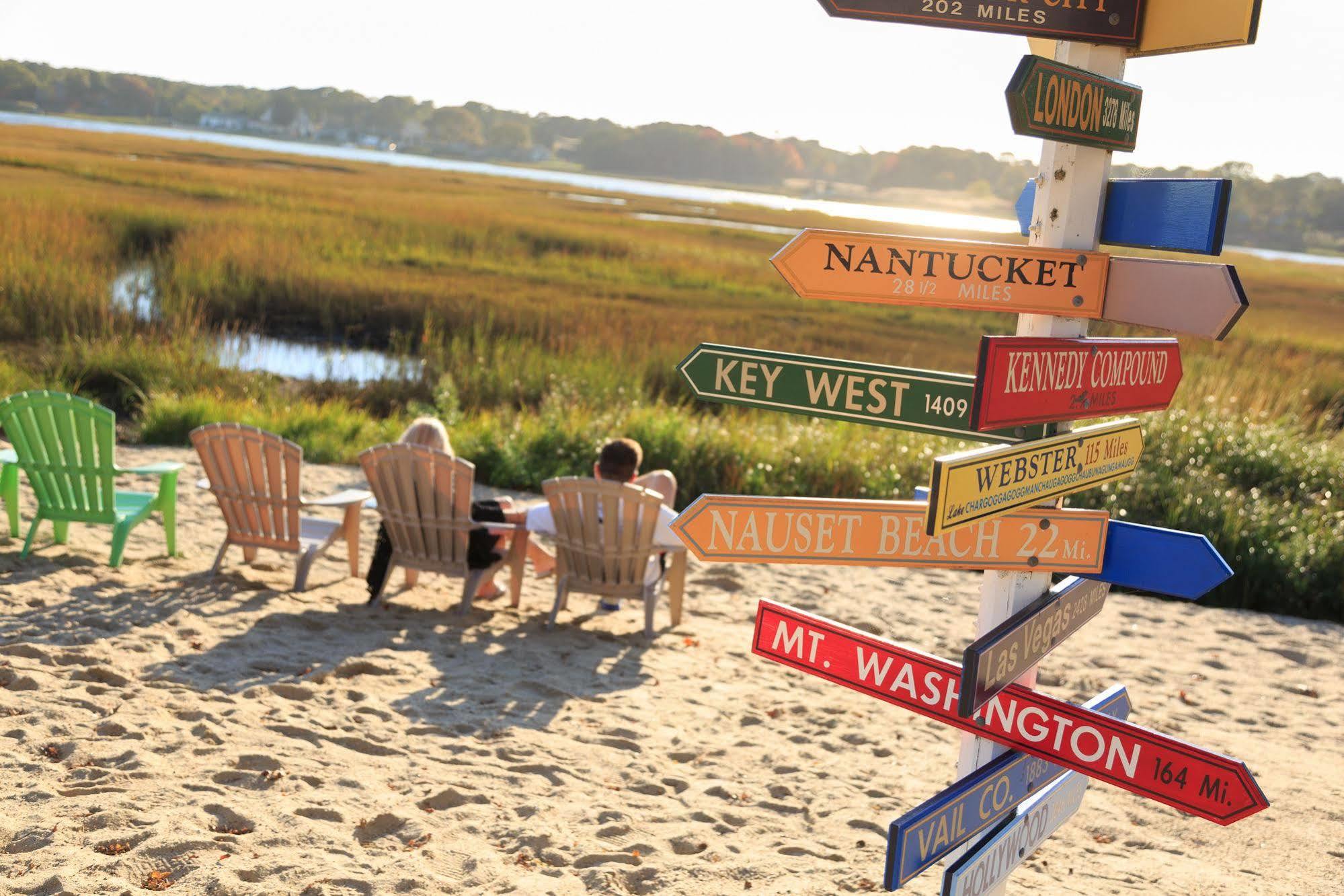 Bayside Resort Hotel West Yarmouth Exterior foto