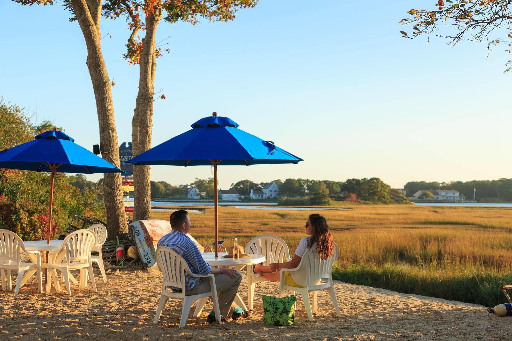 Bayside Resort Hotel West Yarmouth Exterior foto